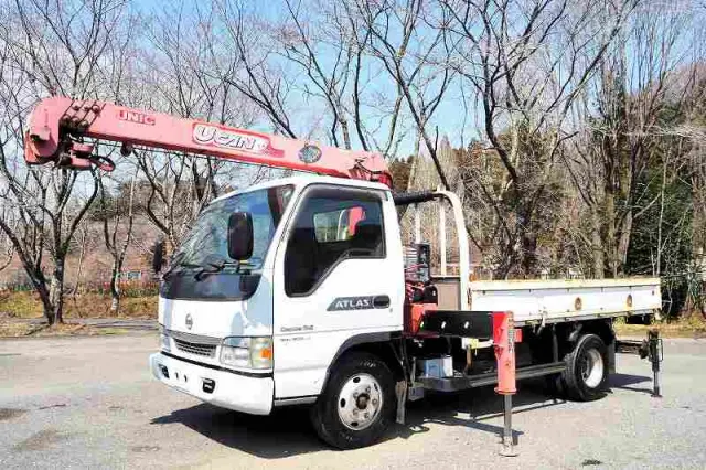 日産 アトラス KR-APR81LR(2WD)の写真1