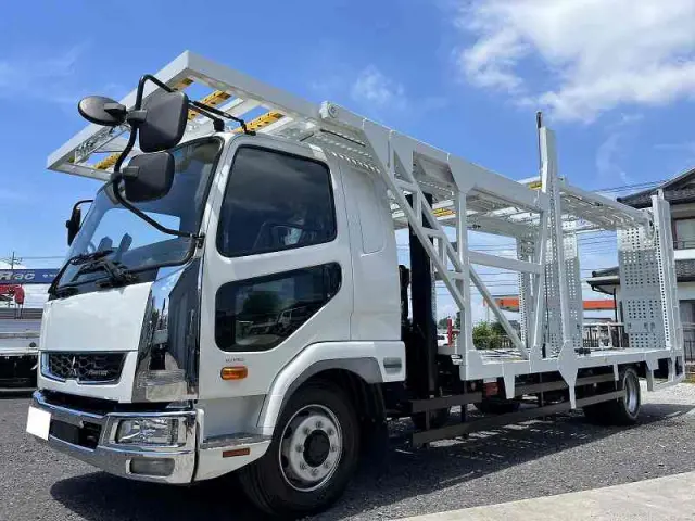三菱 ファイター 2KG-FK62FZ(2WD)の写真1