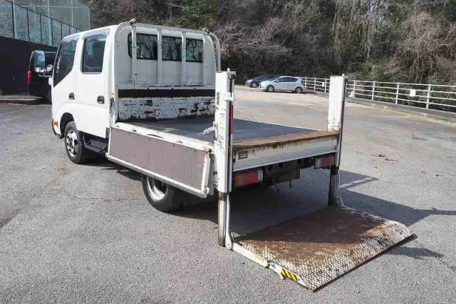 トヨタ ダイナ 2RG-XZU605(2WD)の写真9