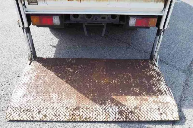 トヨタ ダイナ 2RG-XZU605(2WD)の写真10