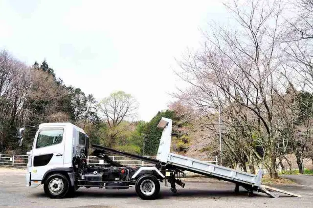 日野 レンジャー TKG-FC9JCAA(2WD)の写真2