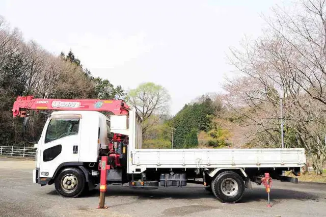 いすゞ フォワード SKG-FRR90S2(2WD)の写真2