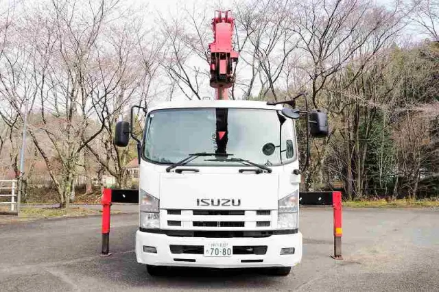 いすゞ フォワード SKG-FRR90S2(2WD)の写真8