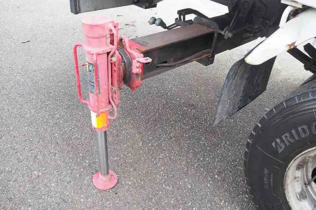 いすゞ フォワード SKG-FRR90S2(2WD)の写真12