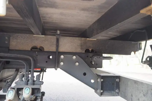 いすゞ フォワード SKG-FRR90S2(2WD)の写真35