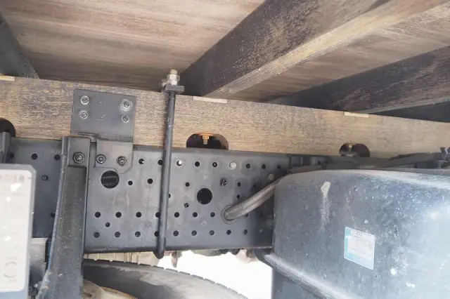 いすゞ フォワード SKG-FRR90S2(2WD)の写真39