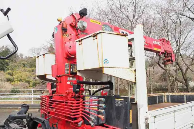 いすゞ フォワード SKG-FRR90S2(2WD)の写真42