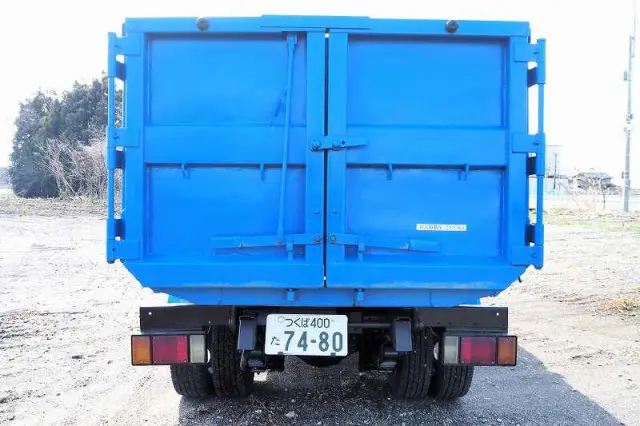 トヨタ ダイナ PB-XZU351D(2WD)の写真4