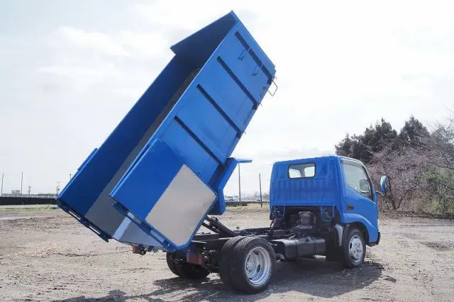 トヨタ ダイナ PB-XZU351D(2WD)の写真13