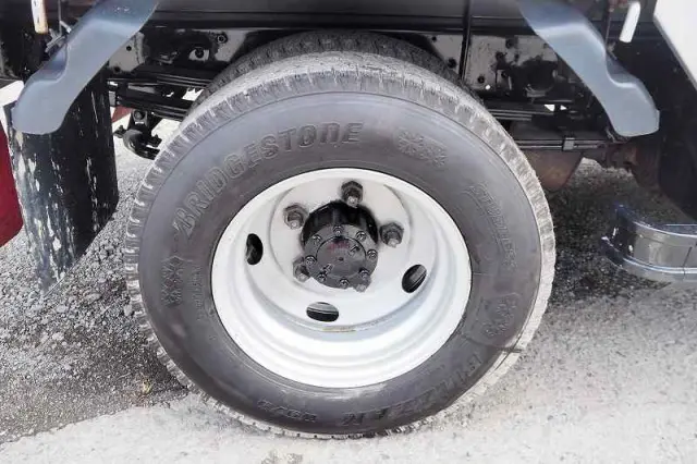 UD コンドル BDG-BMR85N(2WD)の写真19