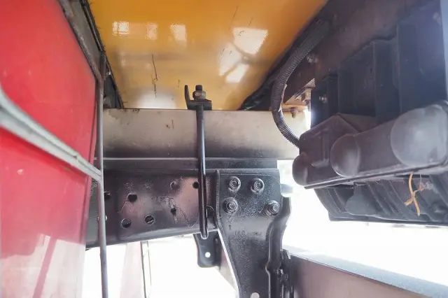 UD コンドル BDG-BMR85N(2WD)の写真25