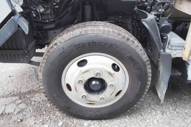 UD コンドル BDG-BMR85N(2WD)の写真32