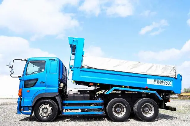 日野 プロフィア QKG-FS1EKAA(6x4)の写真2