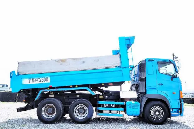 日野 プロフィア QKG-FS1EKAA(6x4)の写真6