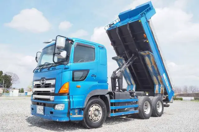 日野 プロフィア QKG-FS1EKAA(6x4)の写真9