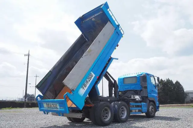 日野 プロフィア QKG-FS1EKAA(6x4)の写真12