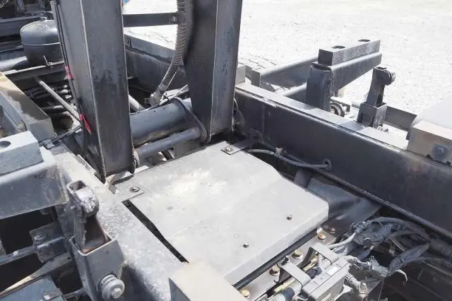 日野 プロフィア QKG-FS1EKAA(6x4)の写真25