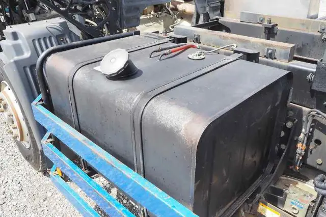 日野 プロフィア QKG-FS1EKAA(6x4)の写真37