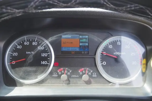 日野 プロフィア QKG-FS1EKAA(6x4)の写真39