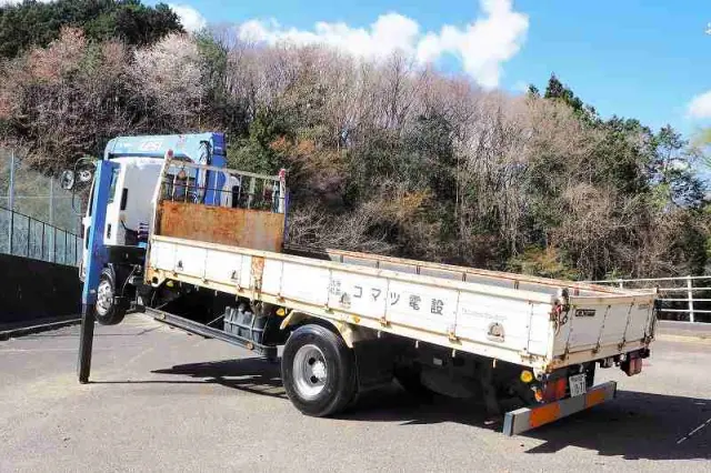 いすゞ フォワード PKG-FRR90S2(2WD)の写真3