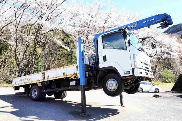 いすゞ フォワード PKG-FRR90S2(2WD)の写真7