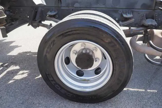 いすゞ フォワード KK-FRR35D4(2WD)の写真22