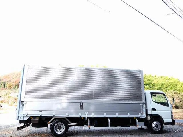 三菱 キャンター 2PG-FEC90(2WD)の写真6