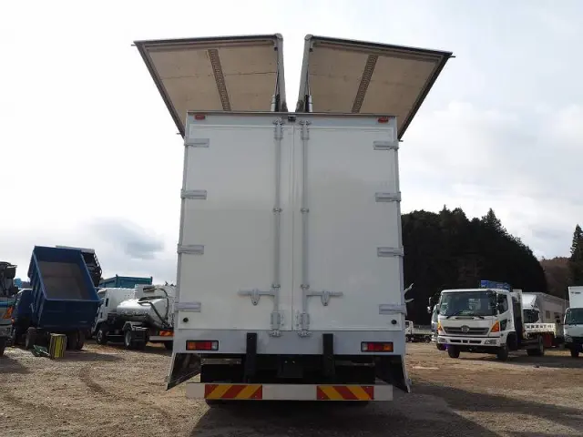 三菱 キャンター 2PG-FEC90(2WD)の写真12