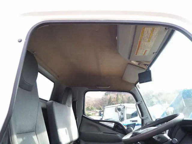 三菱 キャンター 2PG-FEC90(2WD)の写真46