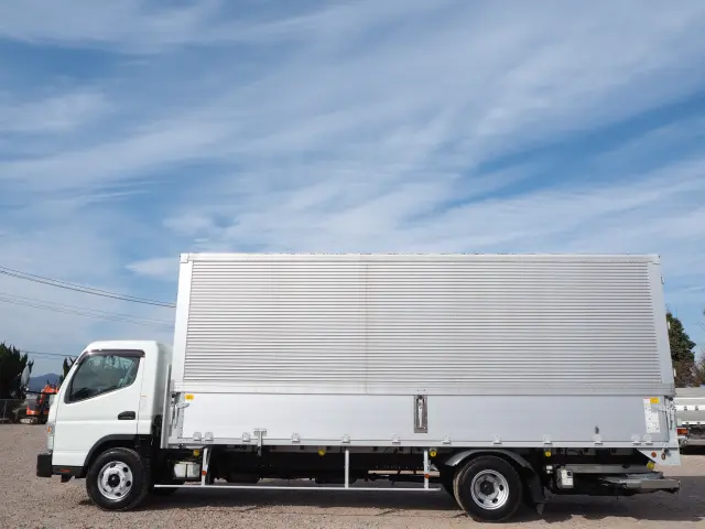 三菱 キャンター 2PG-FEC90(2WD)の写真2