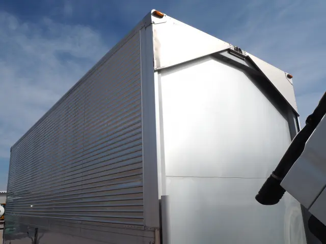 三菱 キャンター 2PG-FEC90(2WD)の写真16