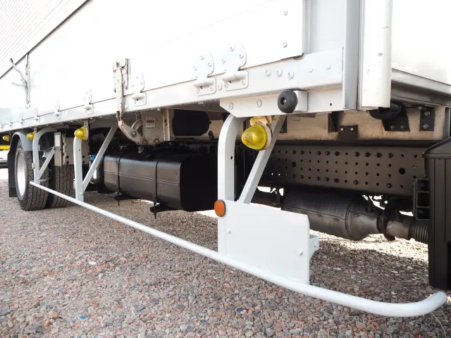 三菱 キャンター 2PG-FEC90(2WD)の写真19