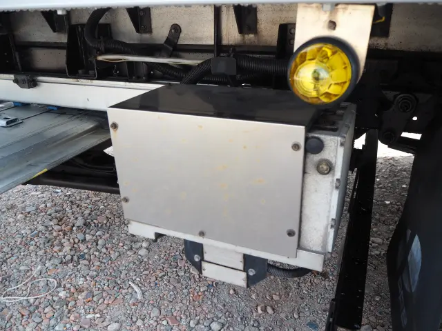 三菱 キャンター 2PG-FEC90(2WD)の写真26