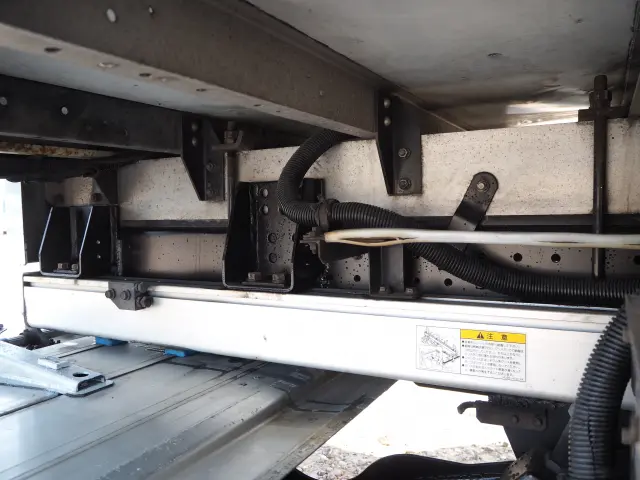 三菱 キャンター 2PG-FEC90(2WD)の写真29