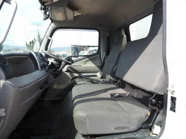 三菱 キャンター 2PG-FEC90(2WD)の写真45