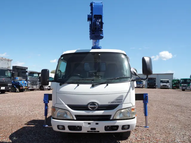 日野 デュトロ TKG-XZU695M(4WD)の写真8