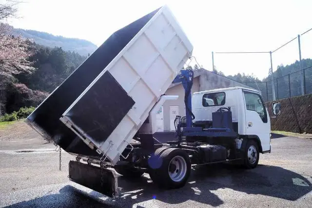 いすゞ エルフ KR-NKR81ED(2WD)の写真6