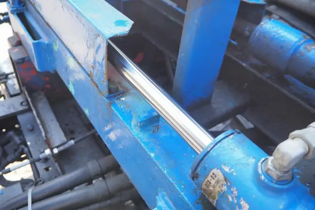 いすゞ エルフ KR-NKR81ED(2WD)の写真11