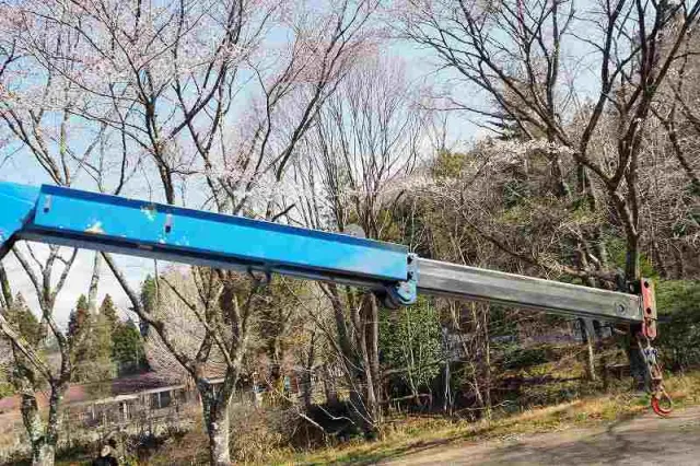 いすゞ エルフ KR-NKR81ED(2WD)の写真13