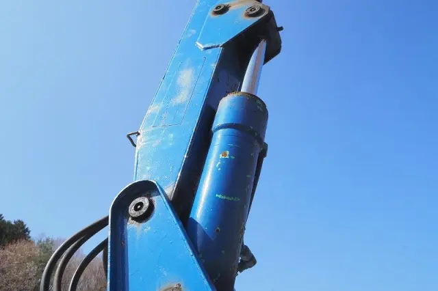 いすゞ エルフ KR-NKR81ED(2WD)の写真19