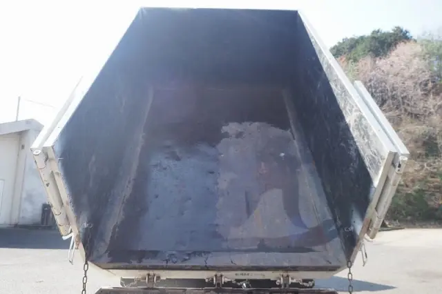 いすゞ エルフ KR-NKR81ED(2WD)の写真34