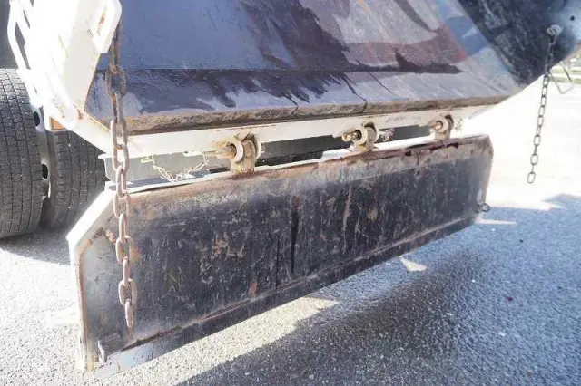 いすゞ エルフ KR-NKR81ED(2WD)の写真35