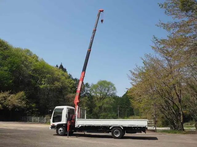 いすゞ フォワード ADG-FRR90K3S(2WD)の写真16