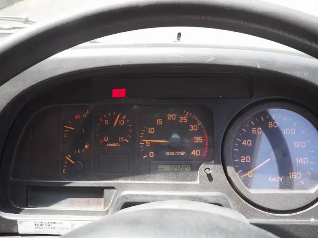 いすゞ フォワード ADG-FRR90K3S(2WD)の写真49