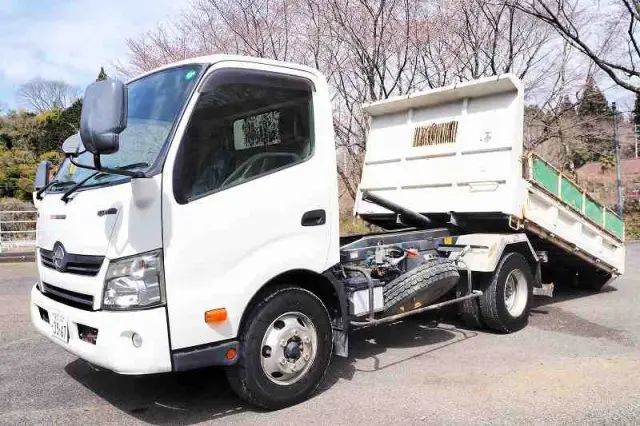 日野 デュトロ TKG-XZU700X(2WD)