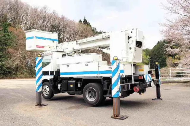 トヨタ ダイナ BDG-XZU354H(2WD)の写真3