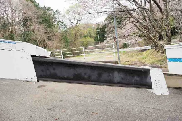 トヨタ ダイナ BDG-XZU354H(2WD)の写真15