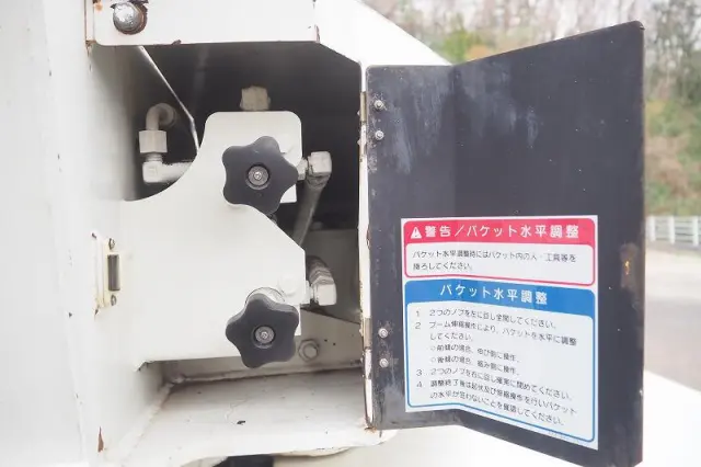 トヨタ ダイナ BDG-XZU354H(2WD)の写真28