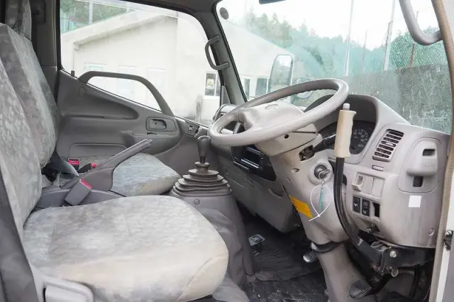 トヨタ ダイナ BDG-XZU354H(2WD)の写真43