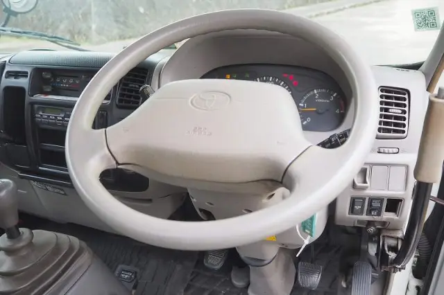 トヨタ ダイナ BDG-XZU354H(2WD)の写真45